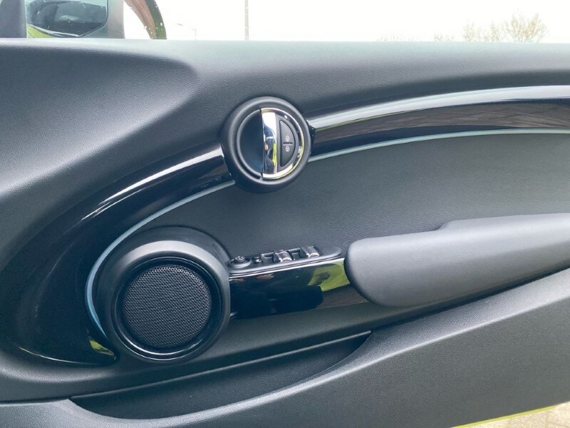 Used MINI Convertible 2022 for sale - 77545405: Photo 21