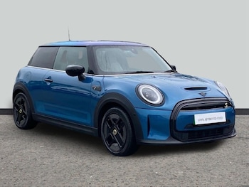 Used MINI Hatch 2021 for sale - 77300597: Photo