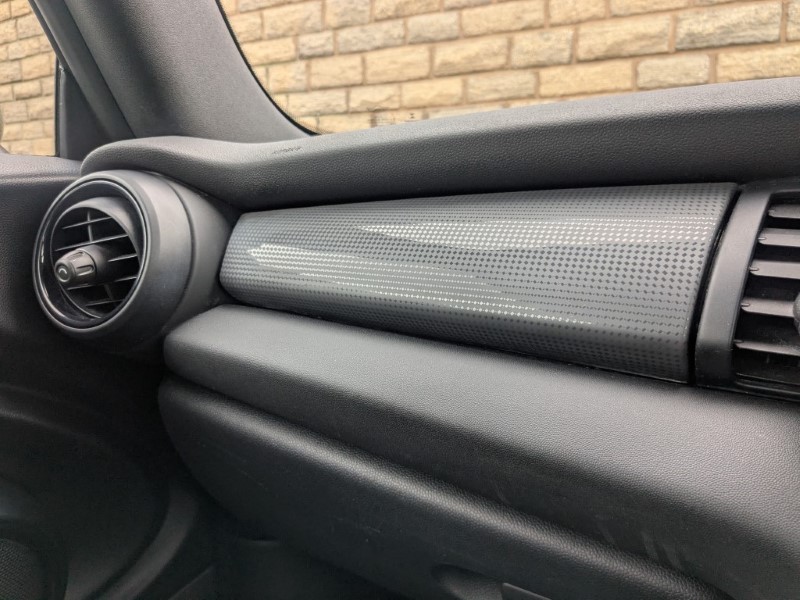 Used MINI Convertible 2019 for sale - 76981182: Photo 32