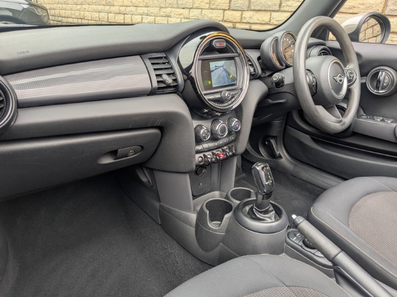 Used MINI Convertible 2019 for sale - 76981182: Photo 7