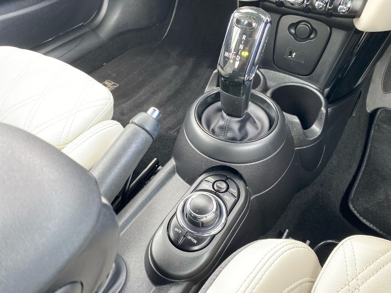 Used MINI Convertible 2022 for sale - 76982223: Photo 10