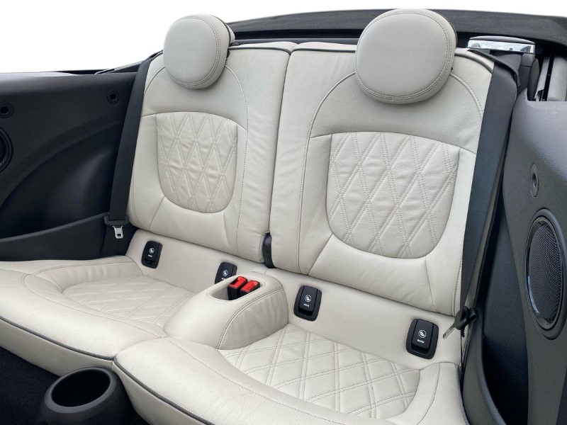 Used MINI Convertible 2022 for sale - 76982223: Photo 12