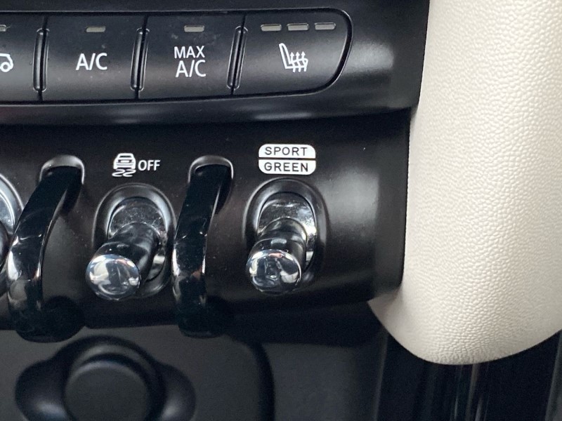 Used MINI Convertible 2022 for sale - 76982223: Photo 19