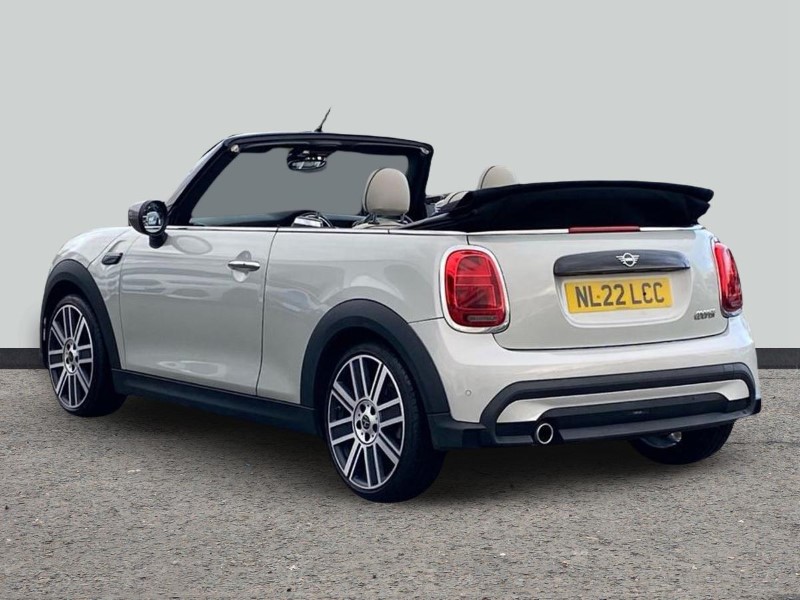 Used MINI Convertible 2022 for sale - 76982223: Photo 2