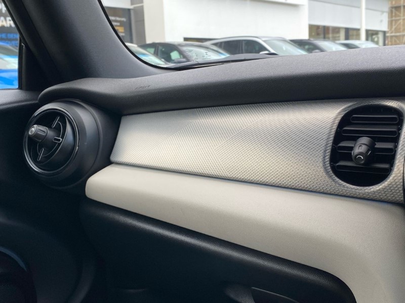 Used MINI Convertible 2022 for sale - 76982223: Photo 31