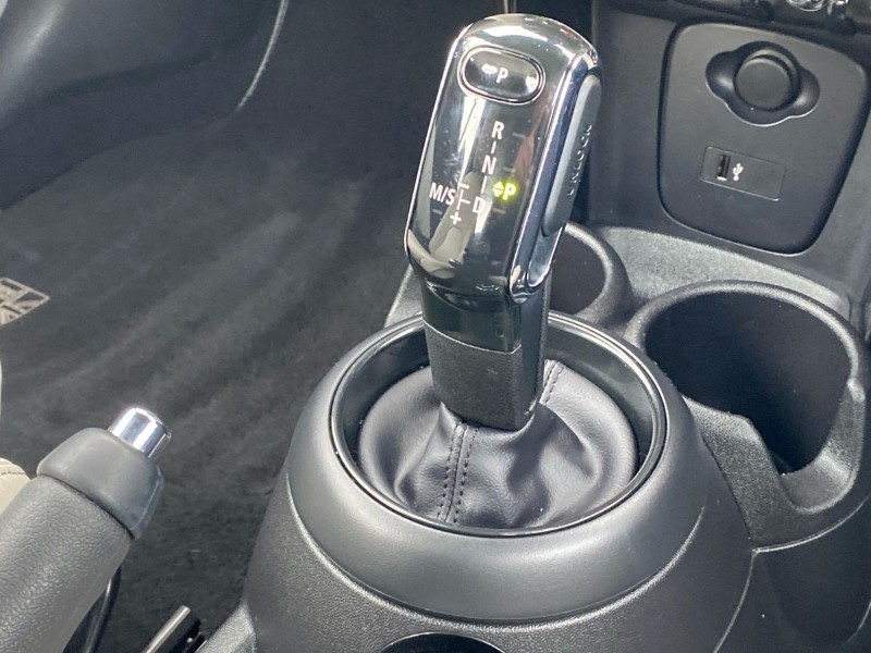 Used MINI Convertible 2022 for sale - 76982223: Photo 32