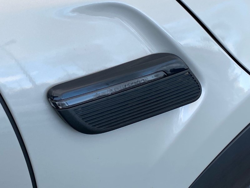 Used MINI Convertible 2022 for sale - 76982223: Photo 39