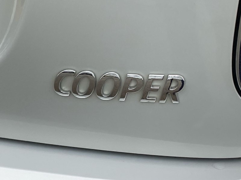 Used MINI Convertible 2022 for sale - 76982223: Photo 42