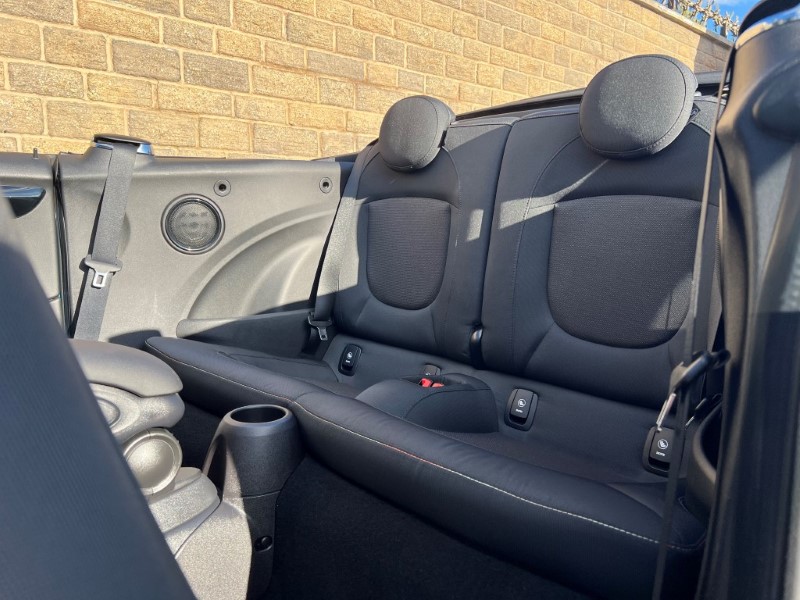 Used MINI Convertible 2021 for sale - 76980894: Photo 12