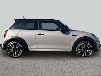 Used MINI Hatch 2024 for sale - 78509583: Photo
