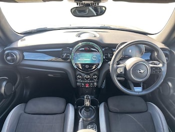 Used MINI Hatch 2024 for sale - 78509583: Photo