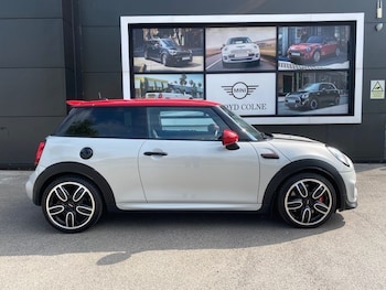 Used MINI Hatch 2018 for sale - 79240061: Photo