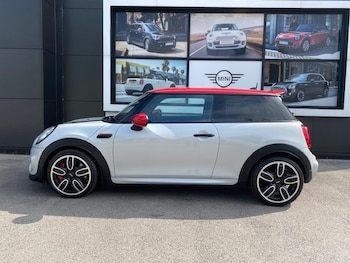 Used MINI Hatch 2018 for sale - 79240061: Photo