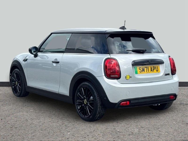 Used MINI Hatch 2021 for sale - 77834049: Photo 2