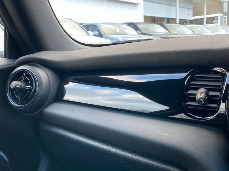 Used MINI Hatch 2022 for sale - 77619350: Photo 32