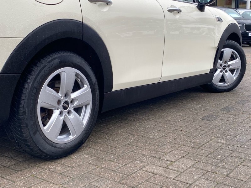 Used MINI Clubman 2019 for sale - 77319137: Photo 44