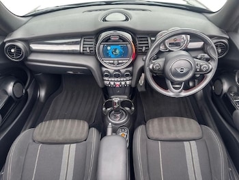 Used MINI Convertible 2018 for sale - 79556743: Photo