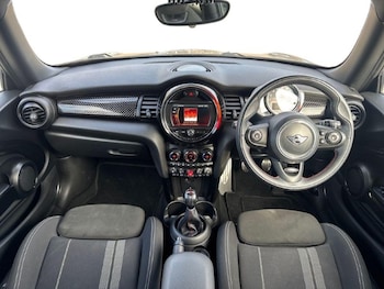 Used MINI Hatch 2019 for sale - 78313852: Photo