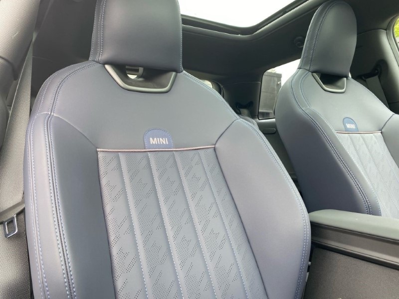 Used MINI Cooper 2025 for sale - 76982181: Photo 26