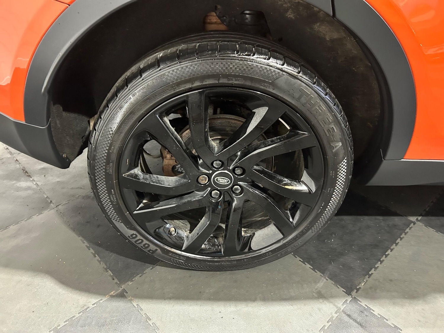 Used Land Rover Discovery Sport 2016 for sale - 77658358: Photo 12