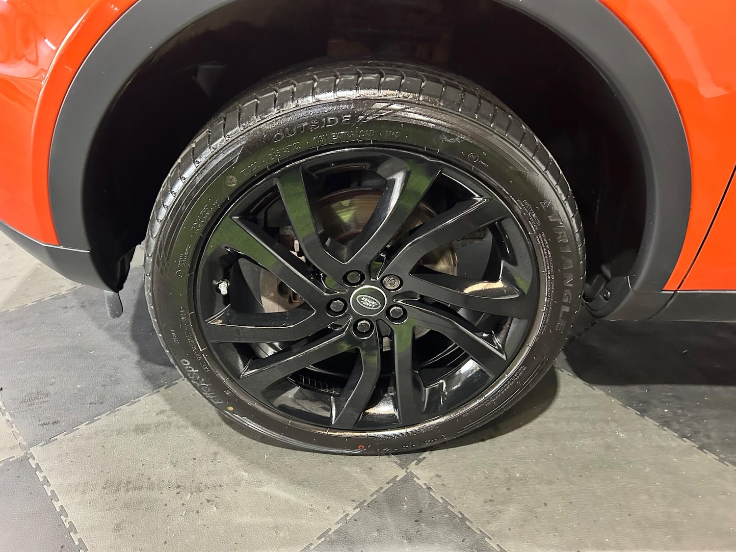 Used Land Rover Discovery Sport 2016 for sale - 77658358: Photo 14