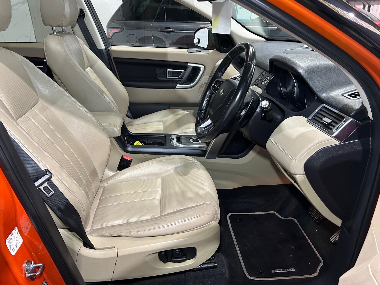 Used Land Rover Discovery Sport 2016 for sale - 77658358: Photo 15