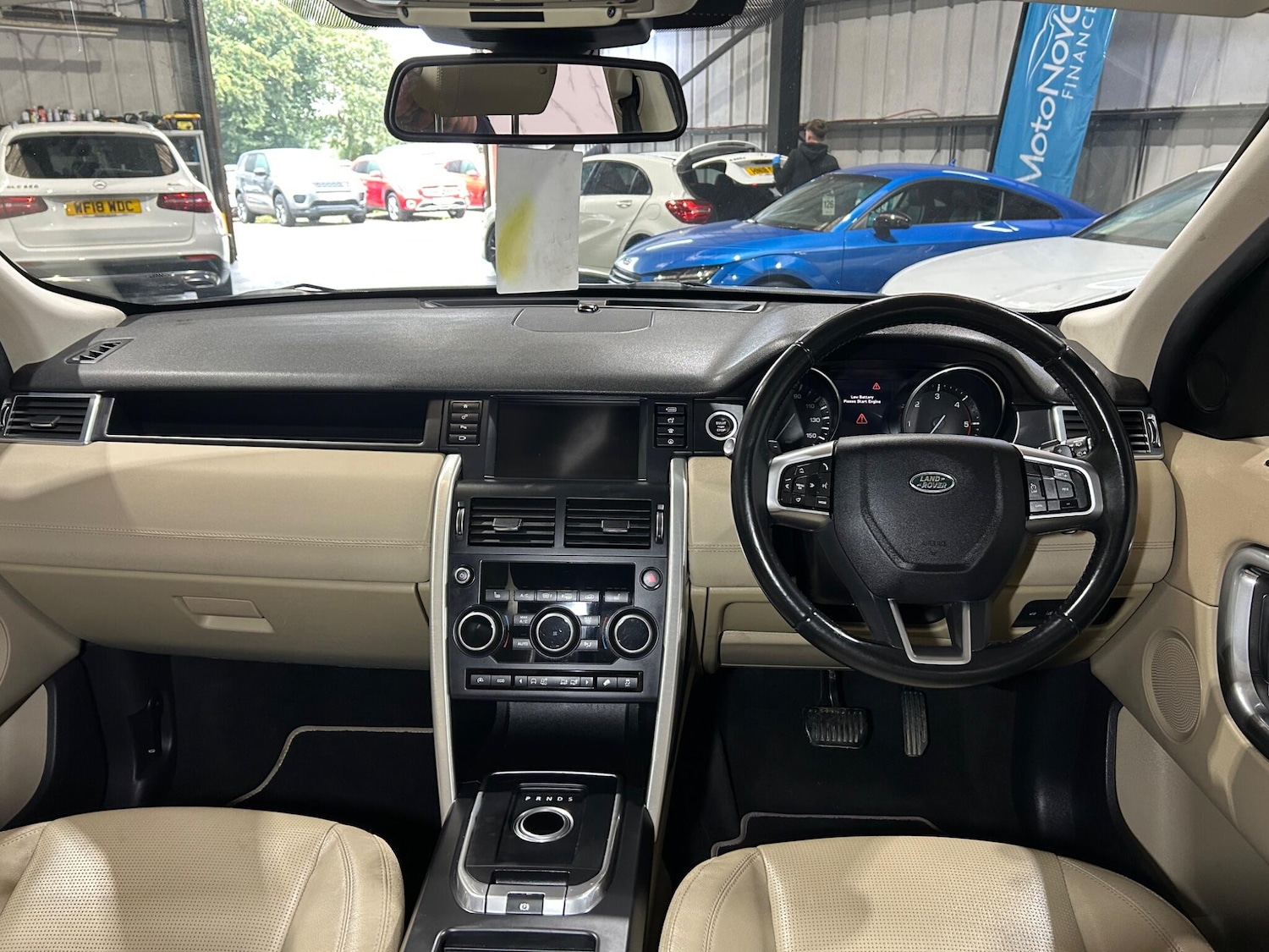 Used Land Rover Discovery Sport 2016 for sale - 77658358: Photo 16