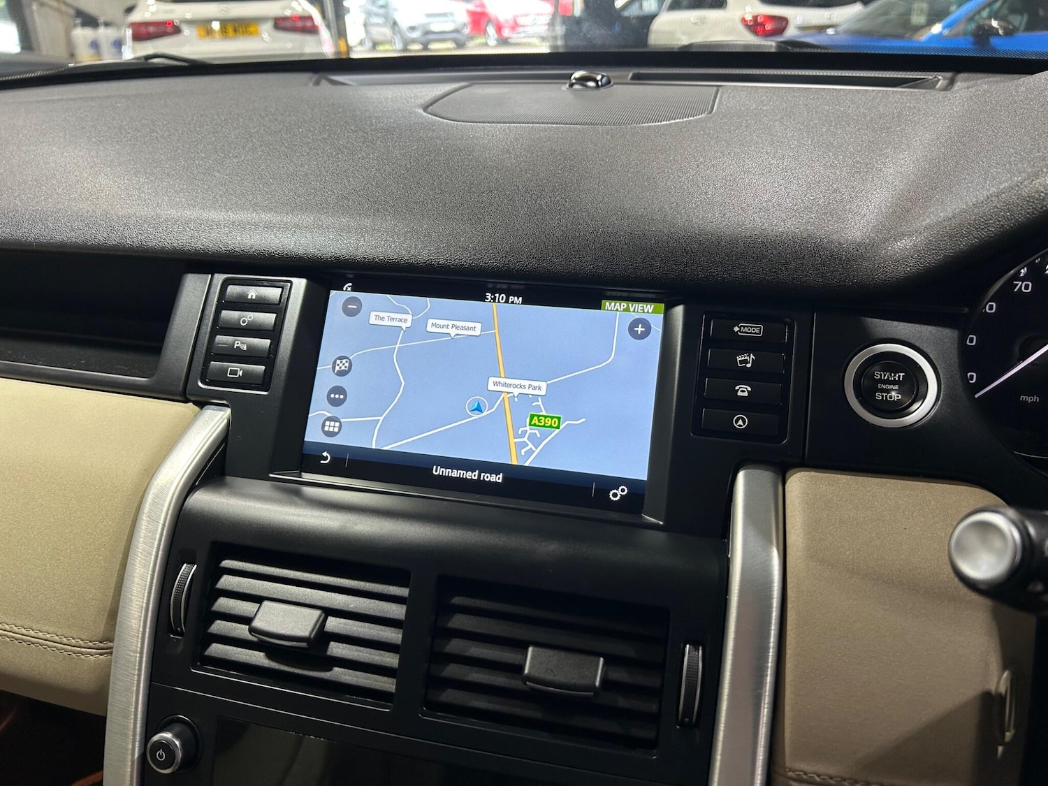 Used Land Rover Discovery Sport 2016 for sale - 77658358: Photo 25