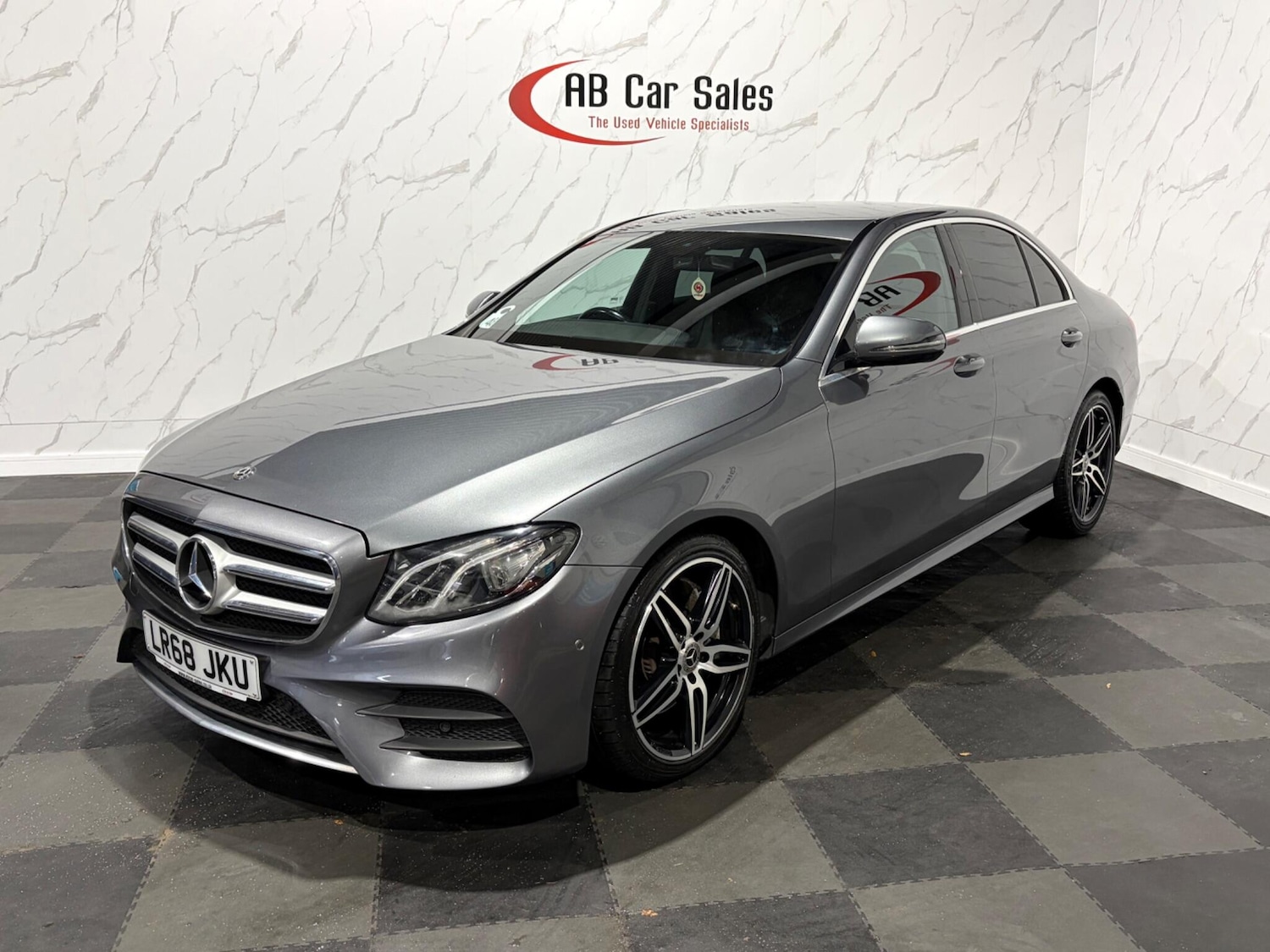 Used Mercedes-Benz E Class 2018 for sale - 77254914: Photo 5