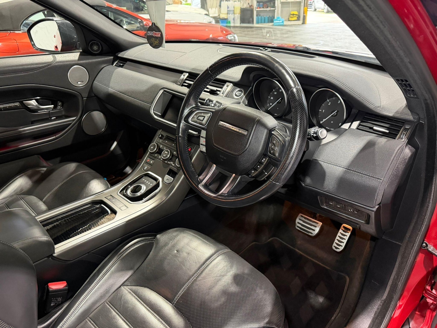 Used Land Rover Range Rover Evoque 2018 for sale - 77799183: Photo 11