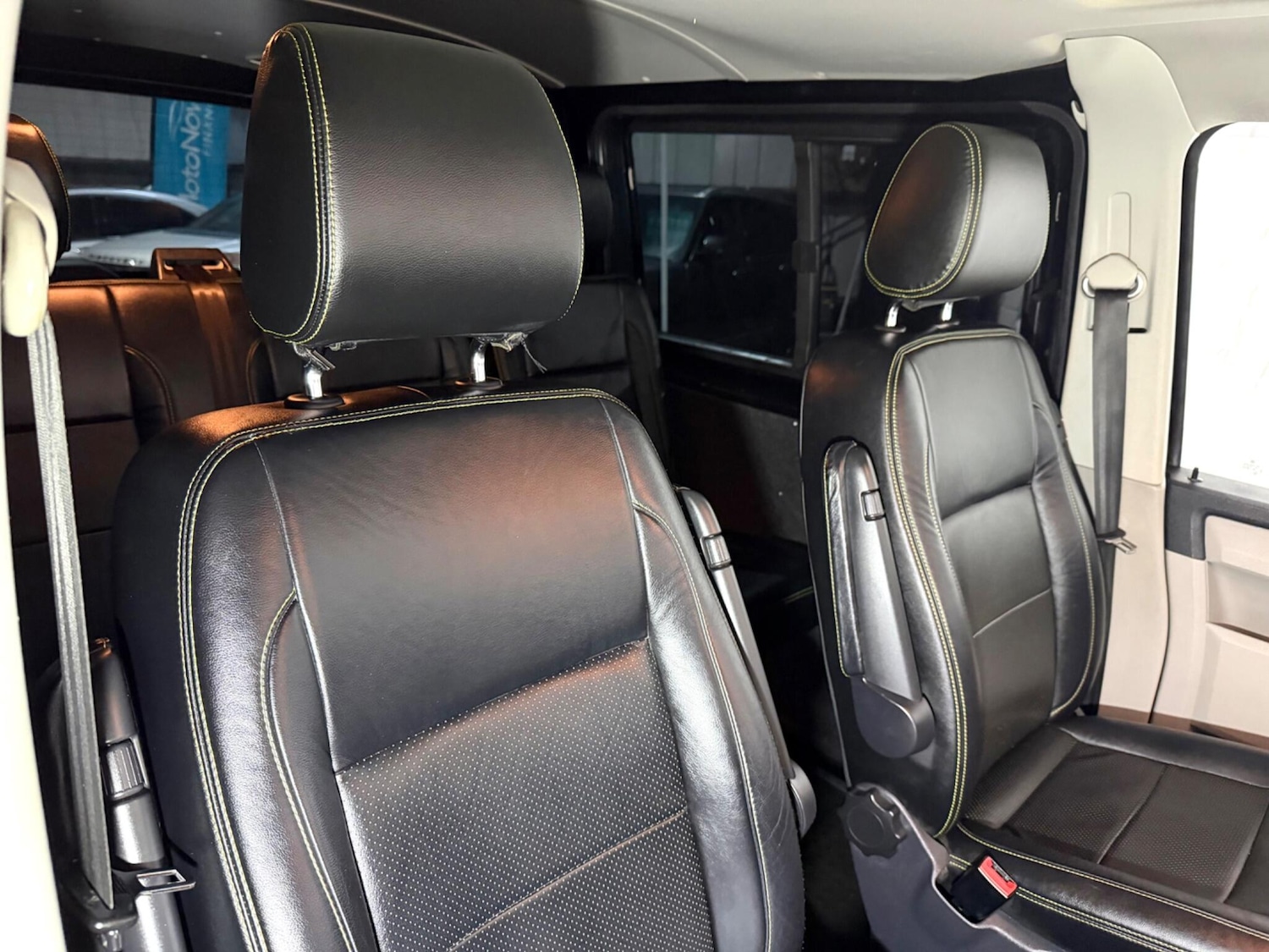 Used Volkswagen Transporter 2017 for sale - 77143889: Photo 12