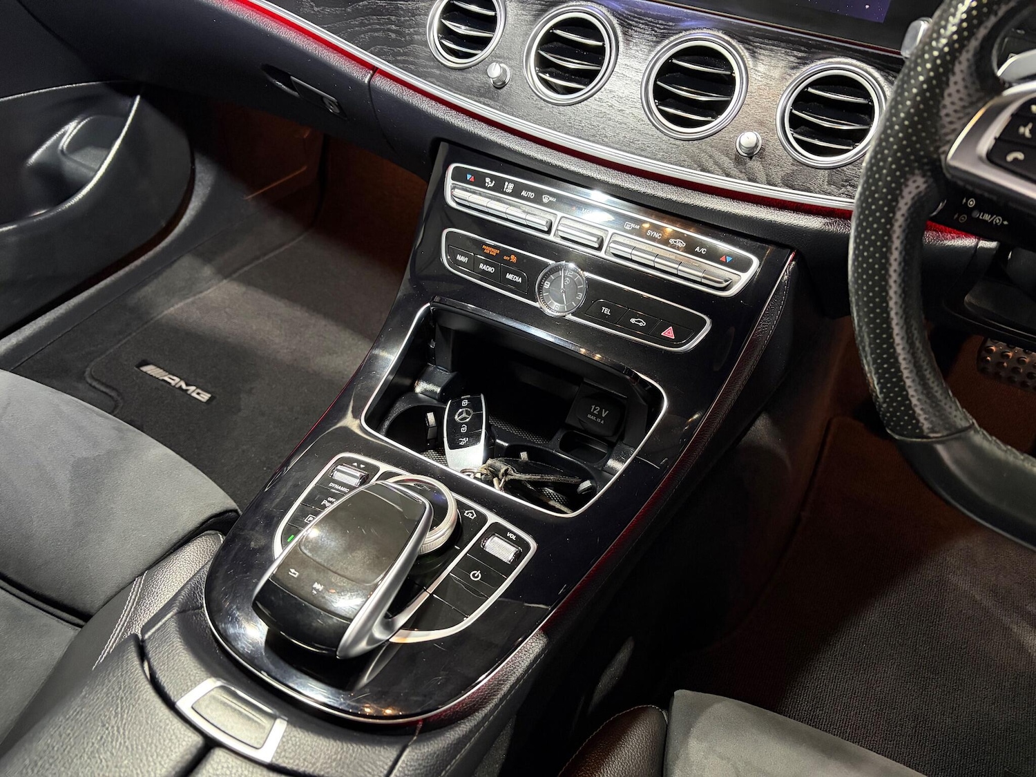 Used Mercedes-Benz E Class 2016 for sale - 76539082: Photo 25