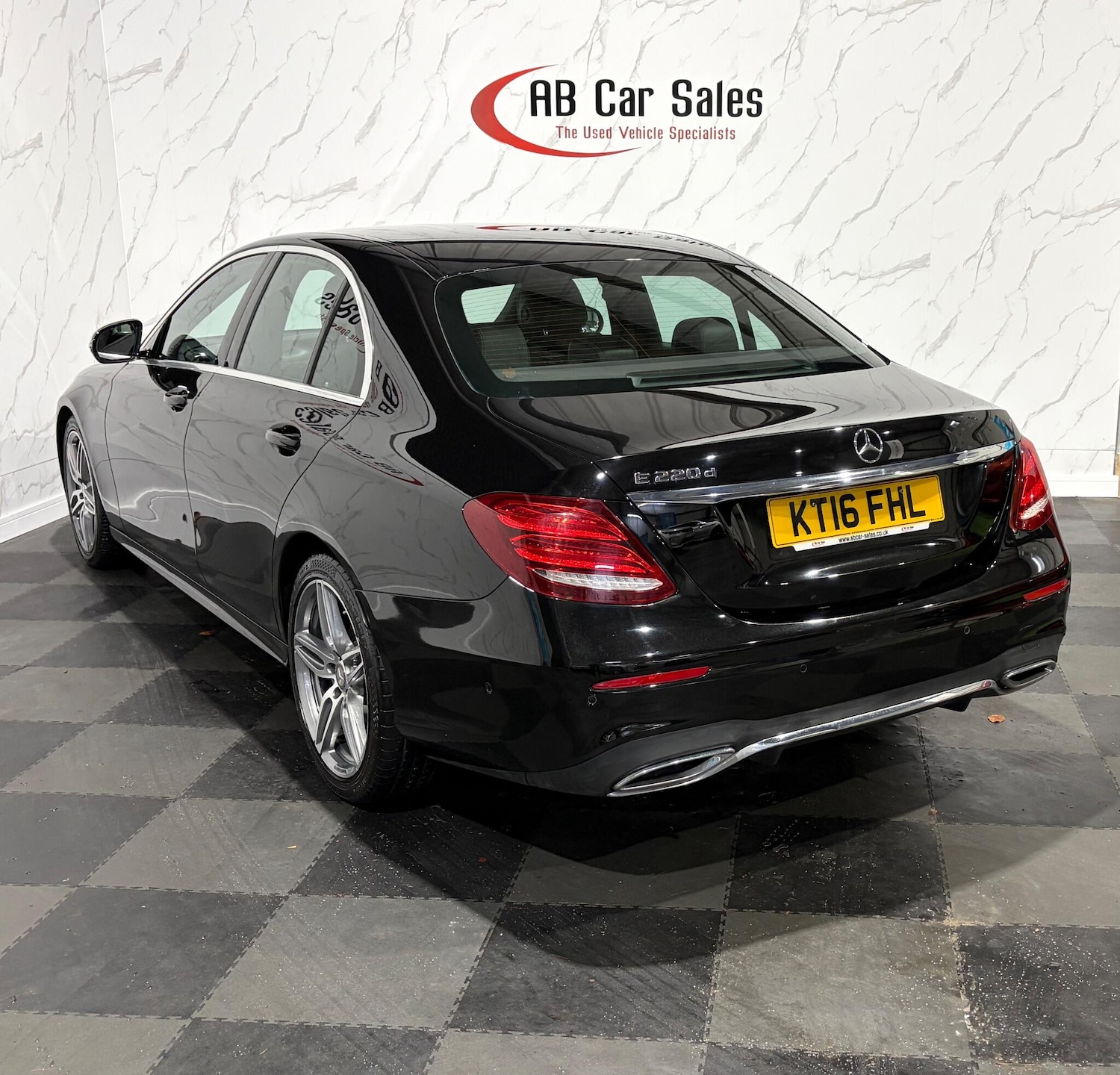 Used Mercedes-Benz E Class 2016 for sale - 76539082: Photo 7