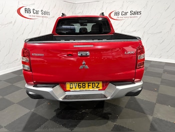 Used Mitsubishi L200 2018 for sale - 76996309: Photo