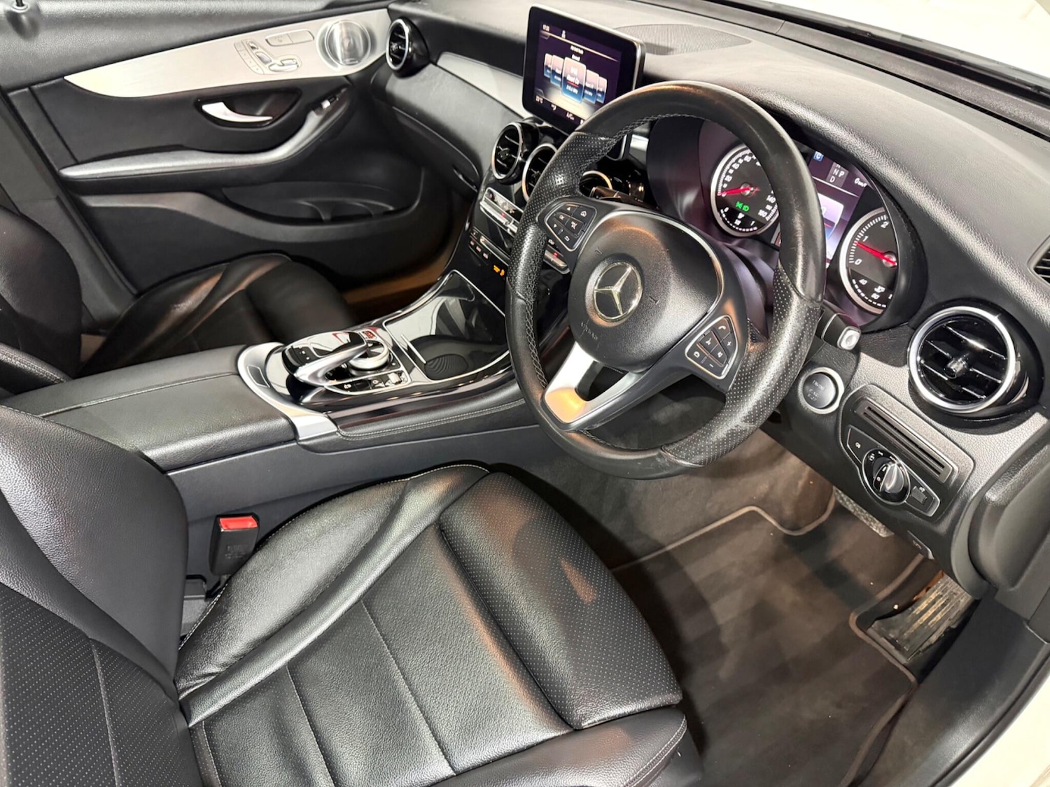 Used Mercedes-Benz GLC for sale - 77049658: Photo 11