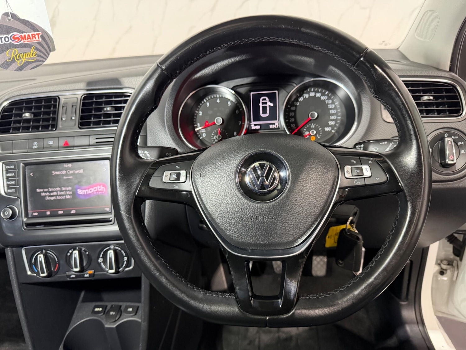 Used Volkswagen Polo 2015 for sale - 77425612: Photo 23