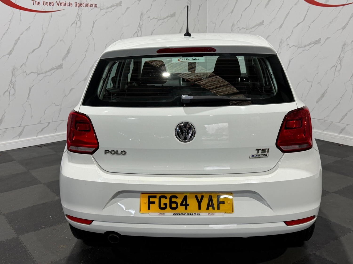 Used Volkswagen Polo 2015 for sale - 77425612: Photo 4