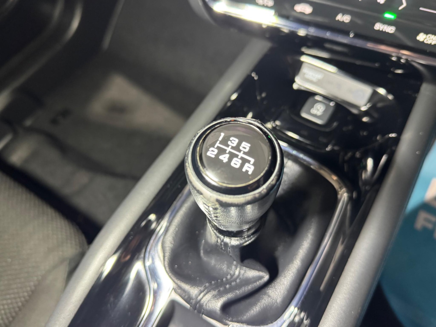 Used Honda HR-V 2016 for sale - 76991393: Photo 25