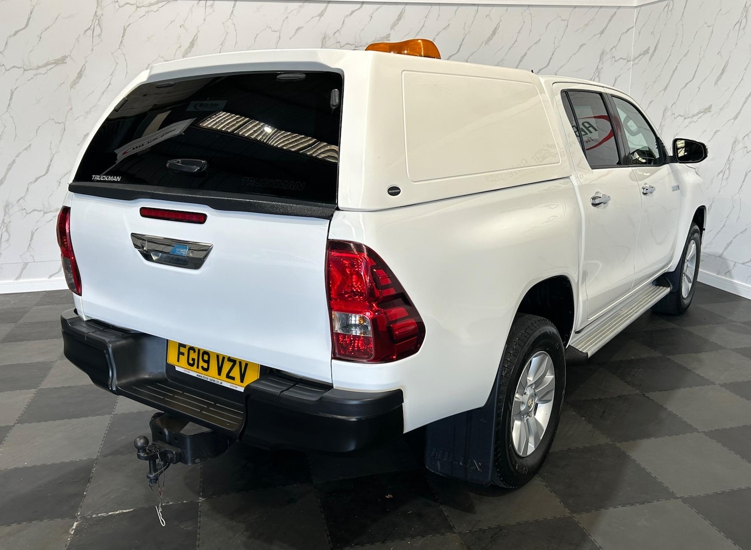 Used Toyota Hilux 2019 for sale - 76989999: Photo 10