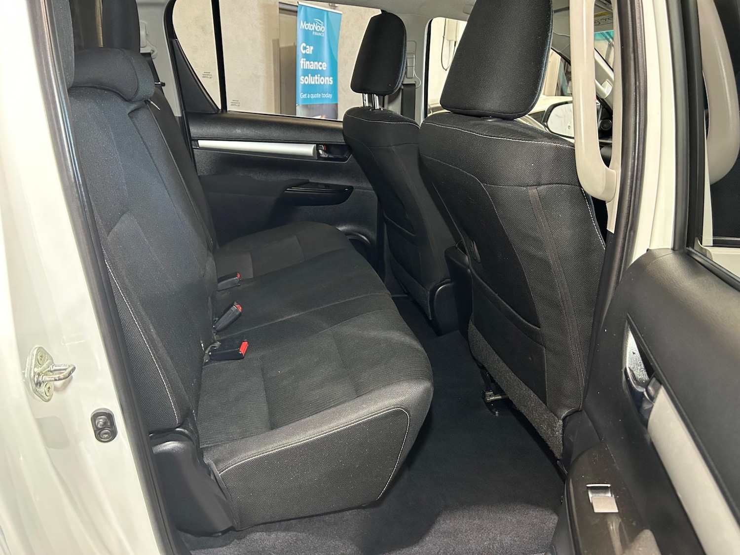 Used Toyota Hilux 2019 for sale - 76989999: Photo 15