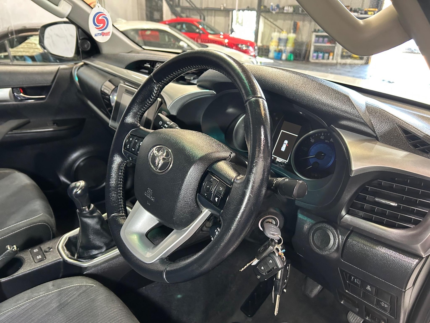 Used Toyota Hilux 2019 for sale - 76989999: Photo 19