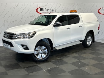 Used Toyota Hilux 2019 for sale - 76989999: Photo