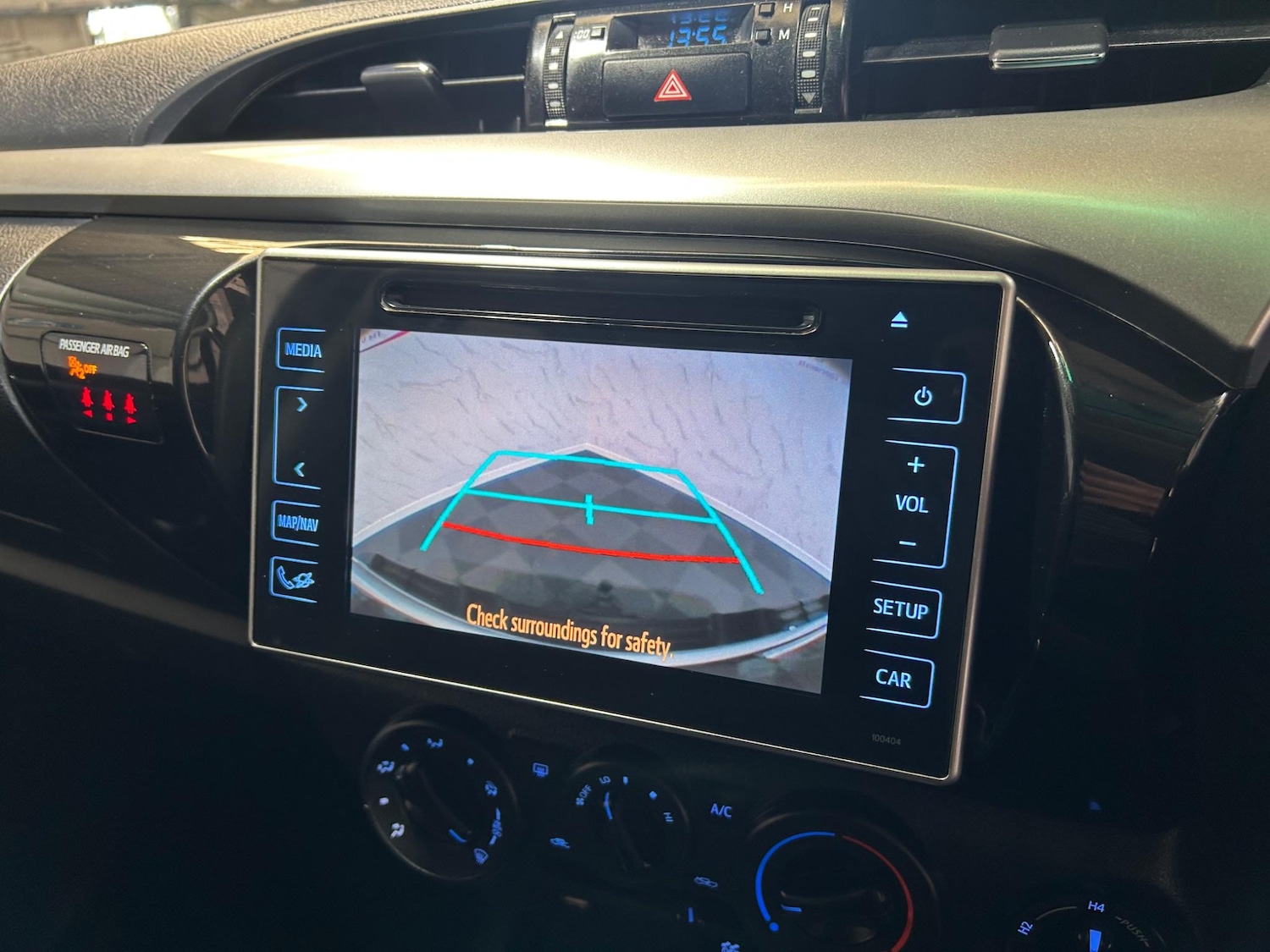 Used Toyota Hilux 2019 for sale - 76989999: Photo 22