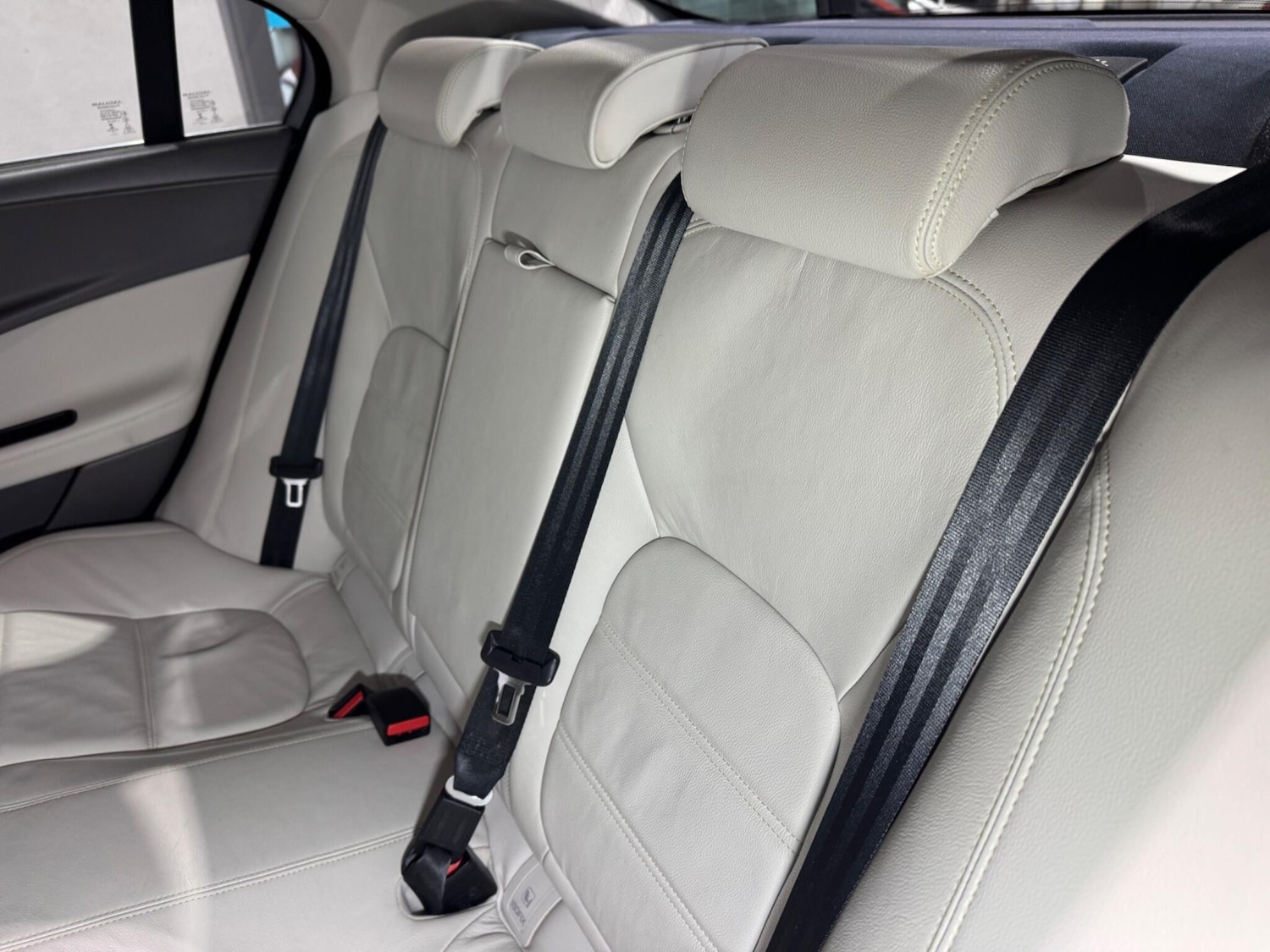 Used Jaguar XE 2016 for sale - 77898277: Photo 20