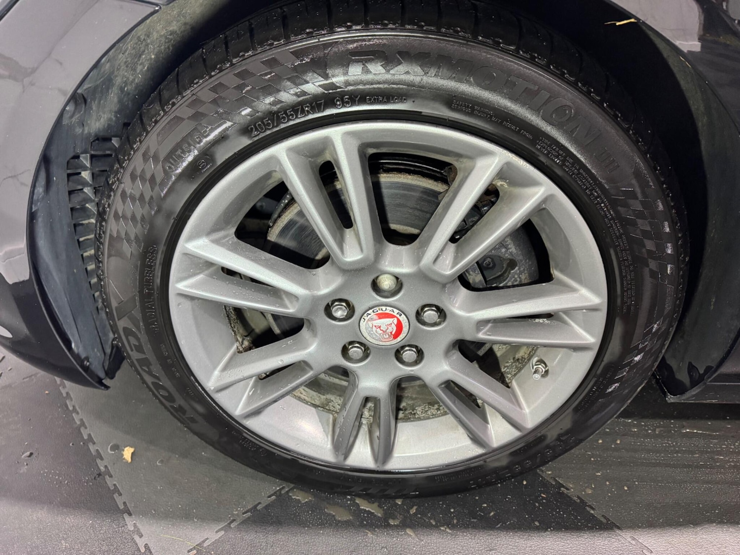 Used Jaguar XE 2016 for sale - 77898277: Photo 28