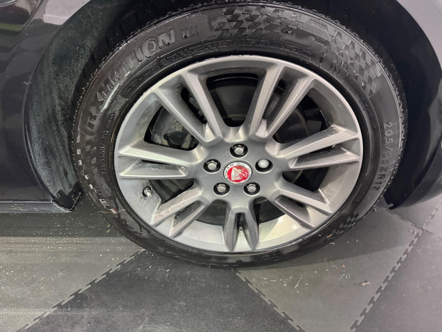 Used Jaguar XE 2016 for sale - 77898277: Photo 31