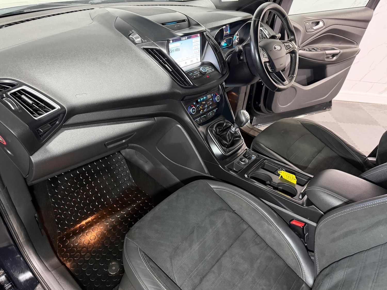 Used Ford Kuga 2017 for sale - 76976162: Photo 21