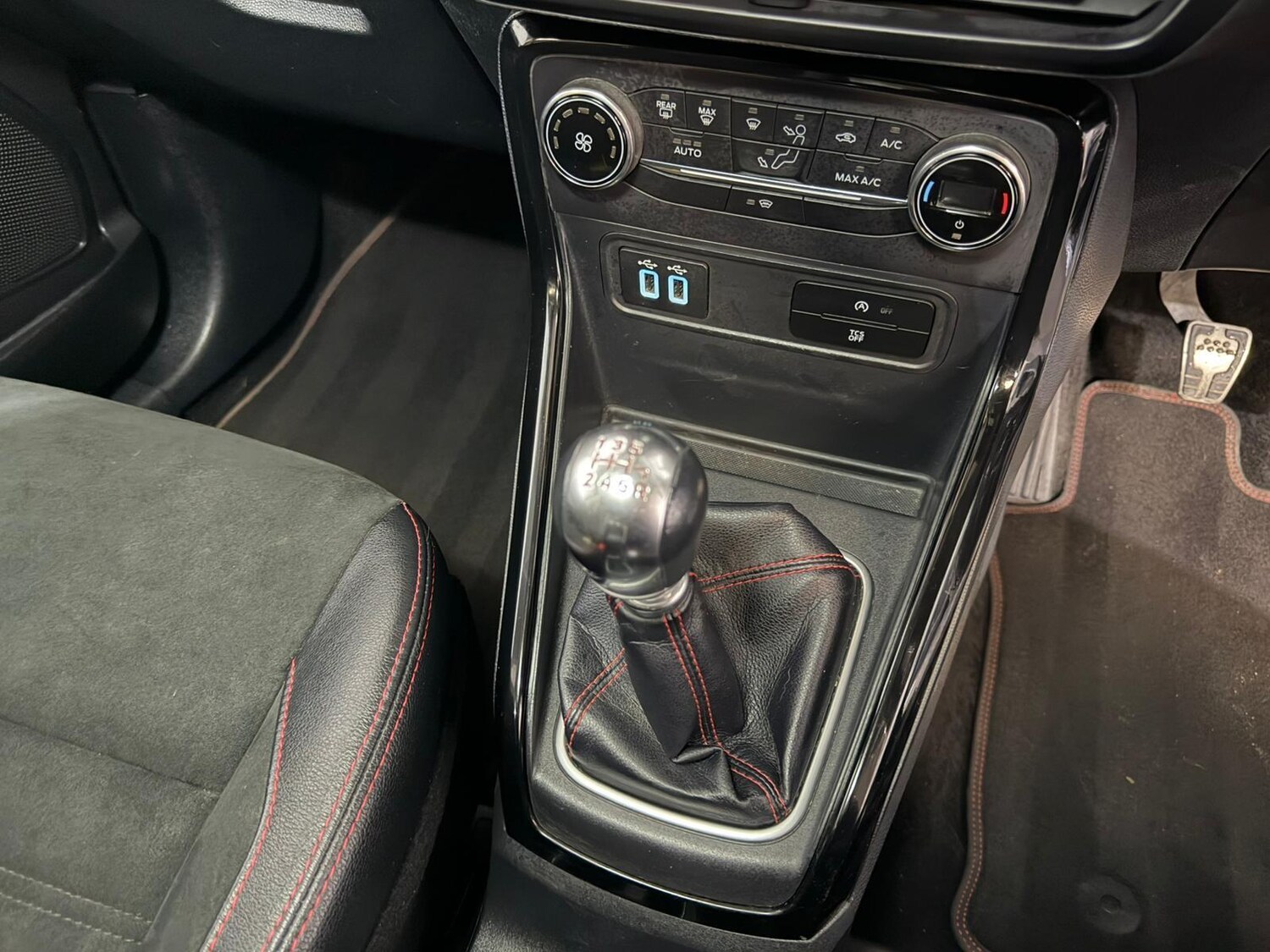 Used Ford Ecosport 2019 for sale - 77940022: Photo 24