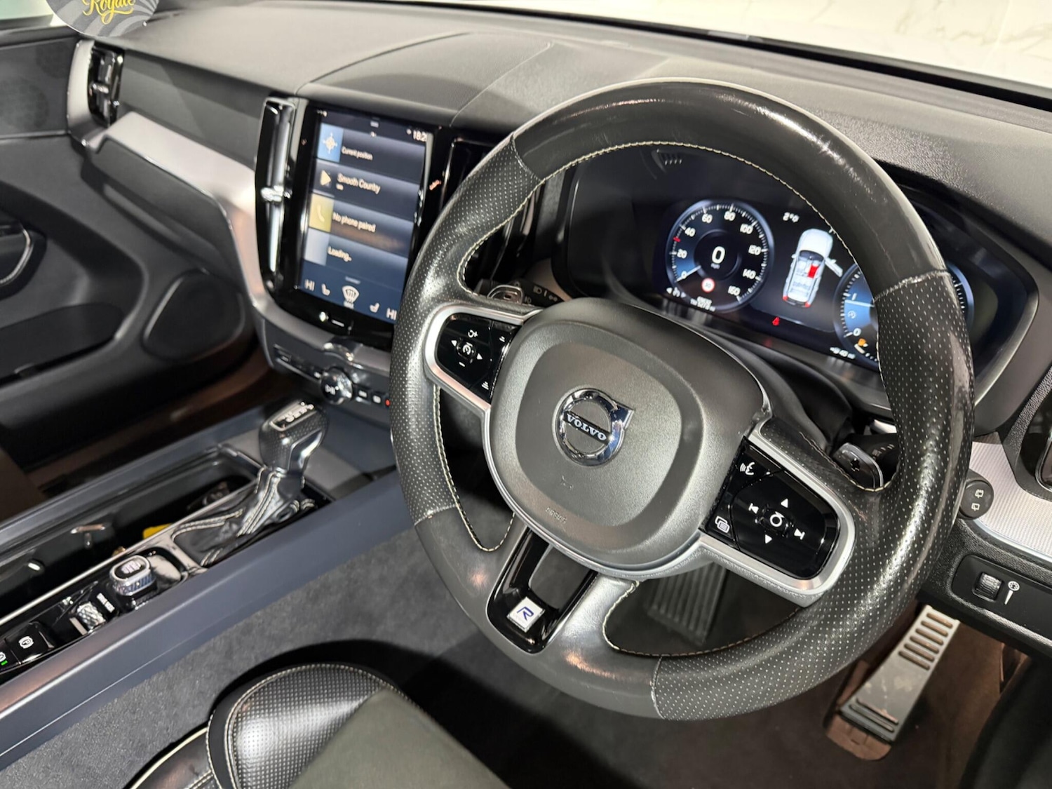 Used Volvo XC60 2017 for sale - 77108890: Photo 16