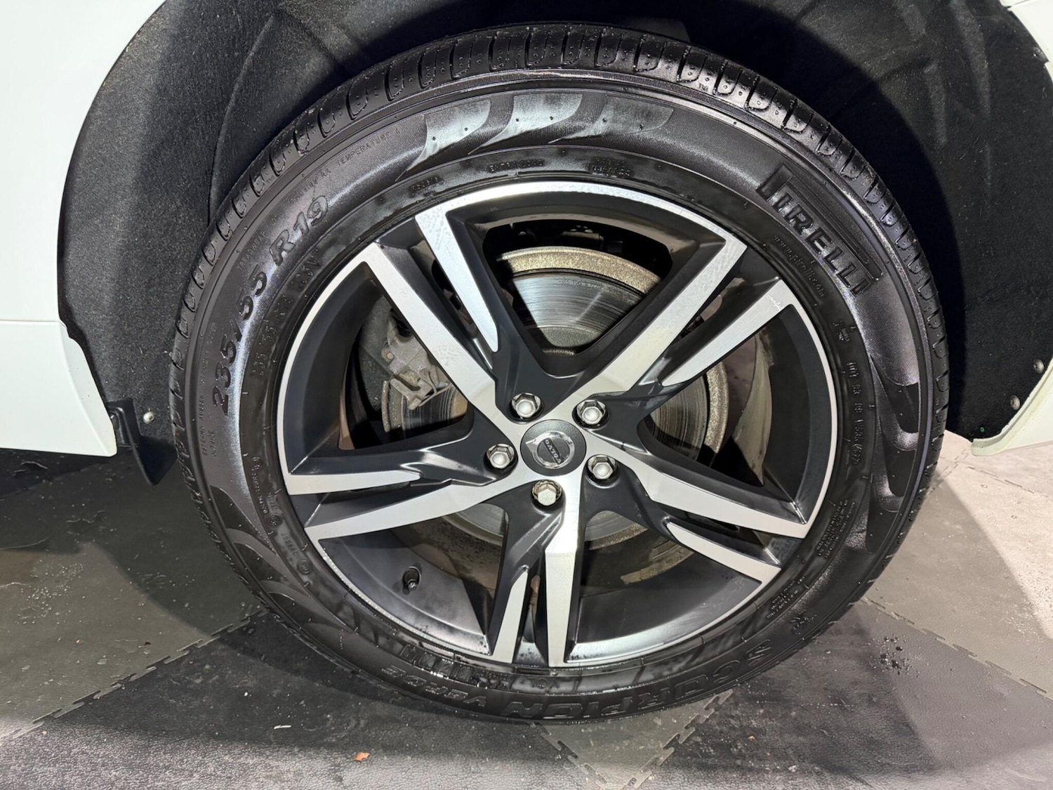 Used Volvo XC60 2017 for sale - 77108890: Photo 26